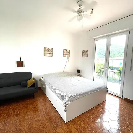 Апартаменты Welcome Traveller Laurence Garden