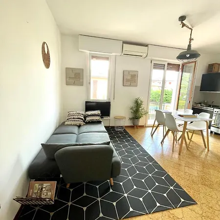 Апартаменты Welcome Traveller Laurence Garden Гарда